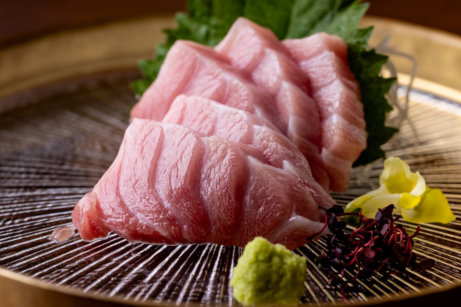 本鮪の中トロ刺身の画像